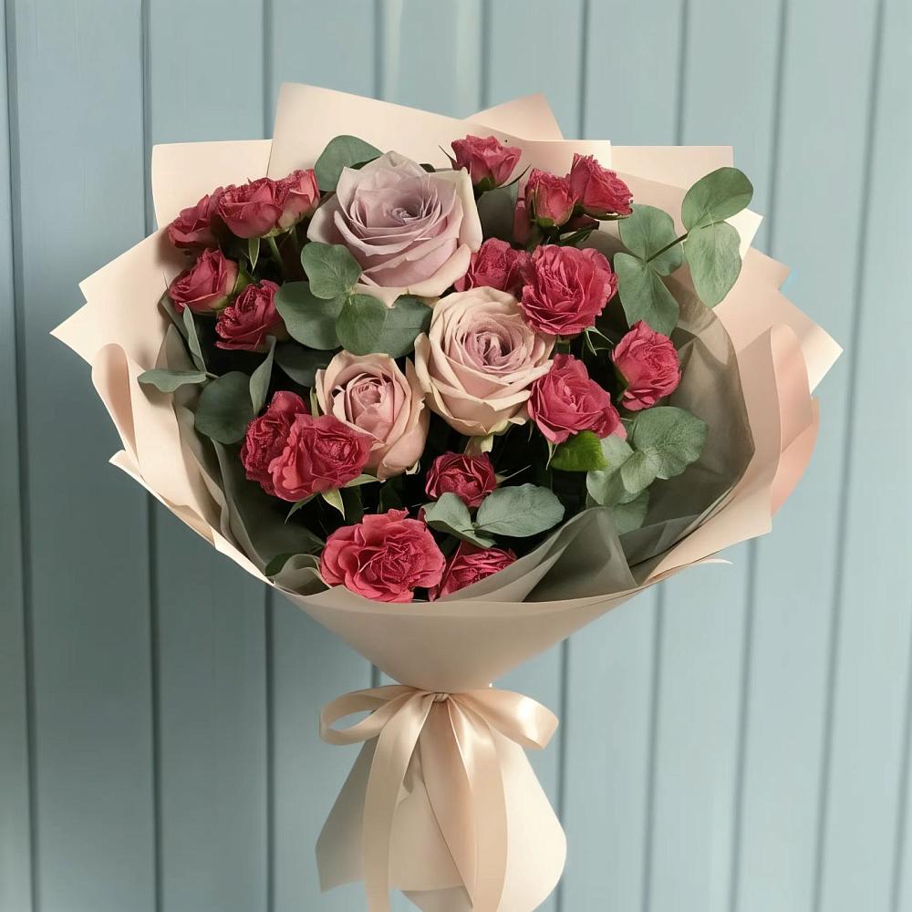 Букет цветов из: Гвоздики и Розы в Южный