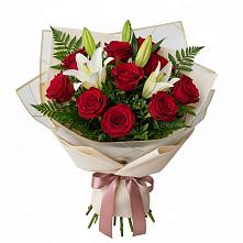 Букет цветов из:  Лилии и Розы в Южный