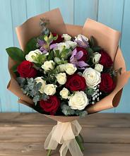 Букет цветов из:  Розы и Альстромерии #REPLACE_PRED# Южный