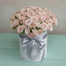 Цветочная композиция из Розы в шляпной коробке в Южный