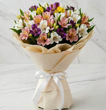 Букет цветов из:  Альстромерии в Южный