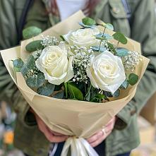 Букет цветов из:  Розы в Южный