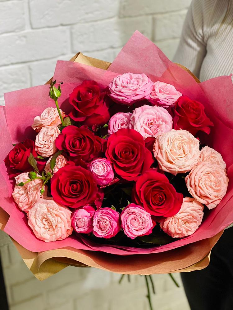 Букет цветов из: Розы в Южный