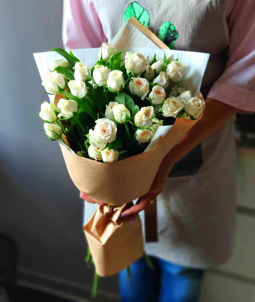 Букет цветов из: Розы в Южный