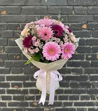 Букет цветов из:  Герберы и Хризантемы в Южный