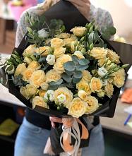 Букет цветов из:  Розы и Лизиантусы #REPLACE_PRED# Южный