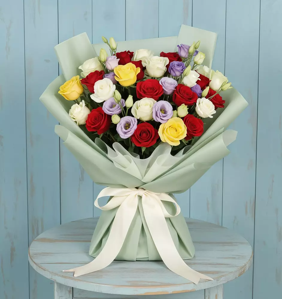 Букет цветов из: Розы в Южный