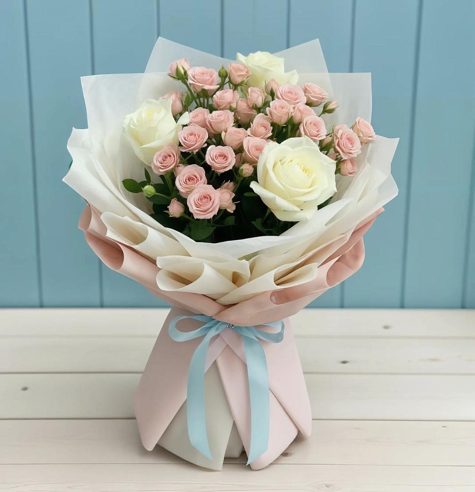 Букет цветов из: Розы в Южный