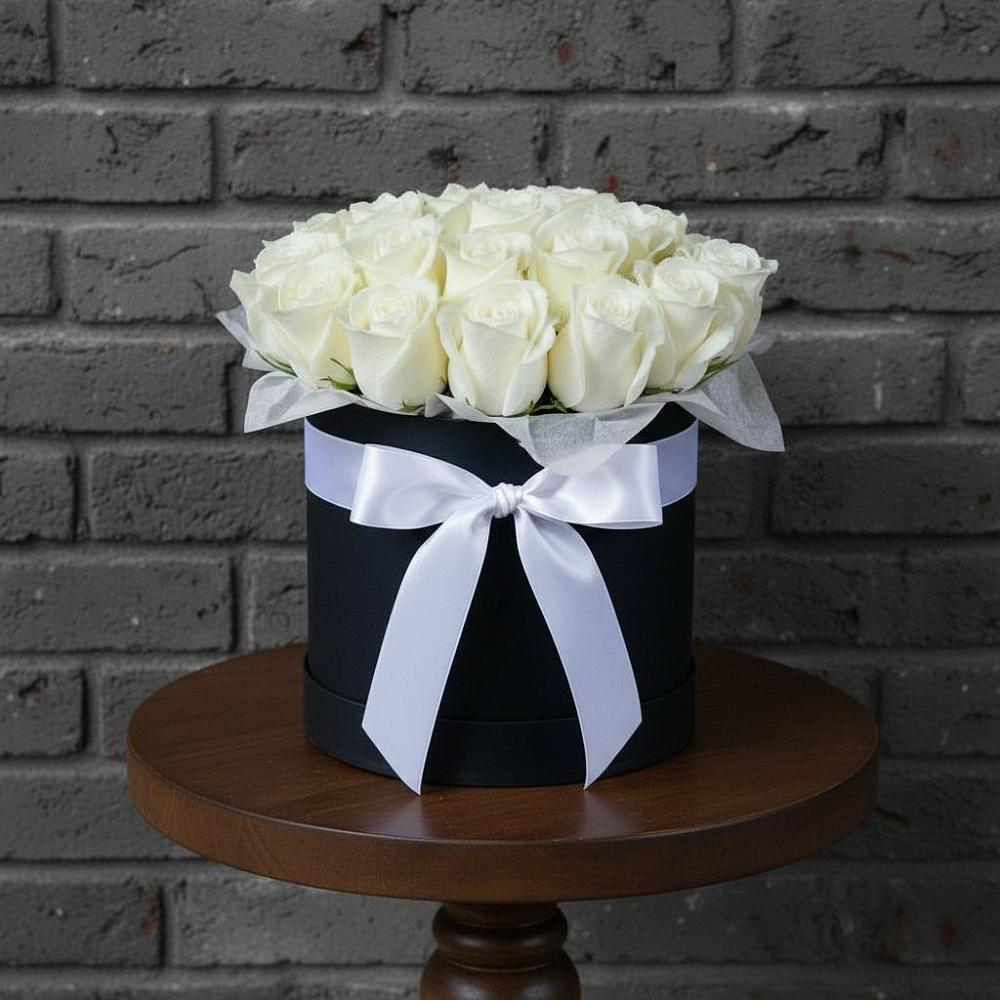 Цветочная композиция из Розы в шляпной коробке в Южный