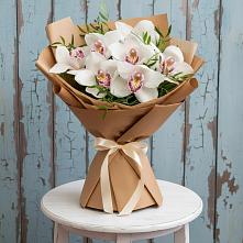 Букет цветов из:  Орхидеи и Розы #REPLACE_PRED# Южный