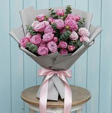 Букет цветов из:  Розы #REPLACE_PRED# Южный